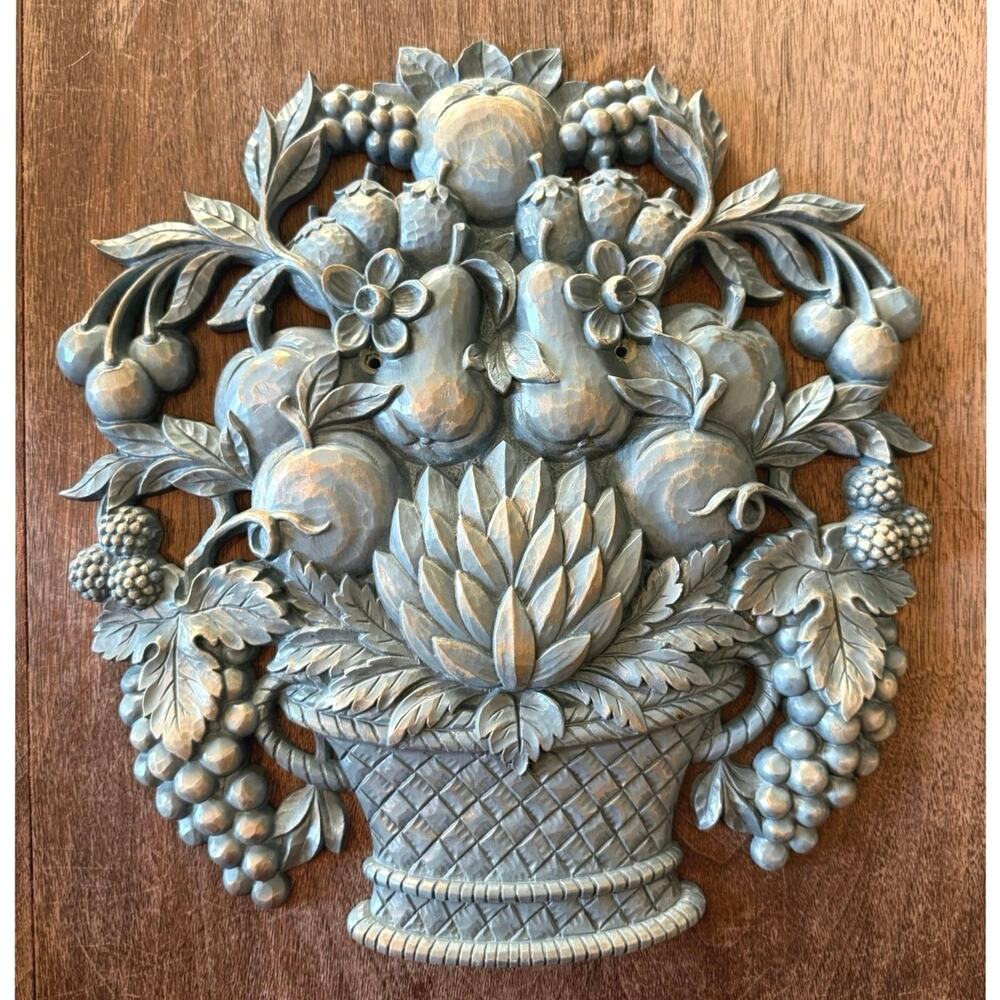 VTG 1966 Syroco Fruit Basket Wall Plaque 5260-B Mid Century Hollywood Regency